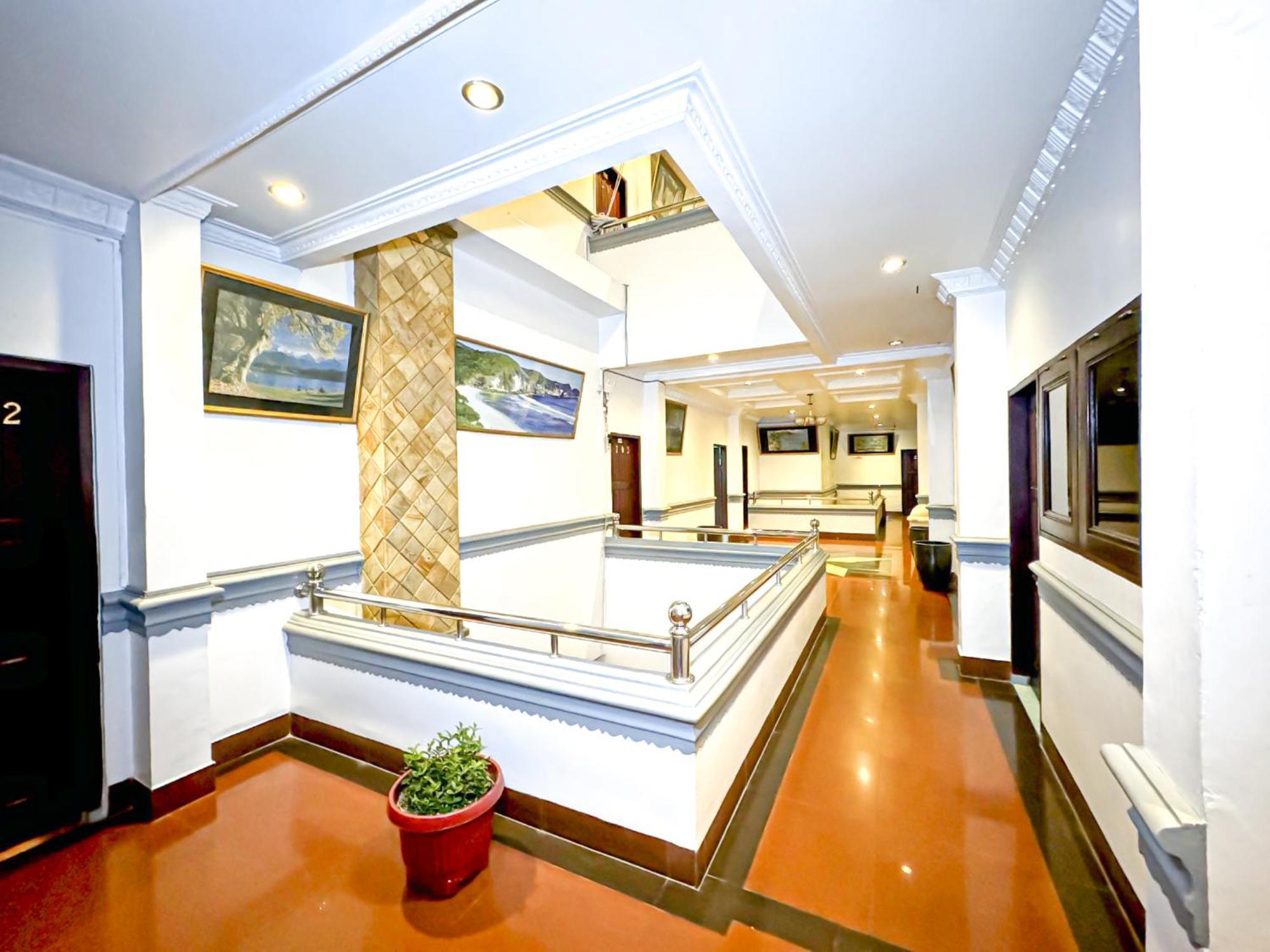 Grand Bandara